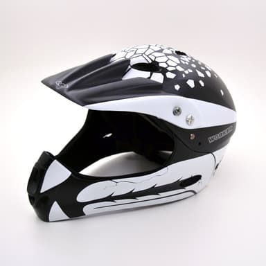 Predator Helma