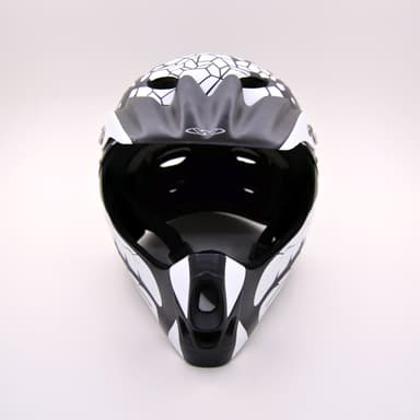 Predator Helma 2