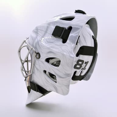 White Panter helma 9