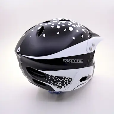 Predator Helma 4