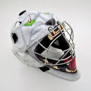 White Panter helma 8