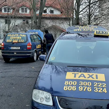 Taxi